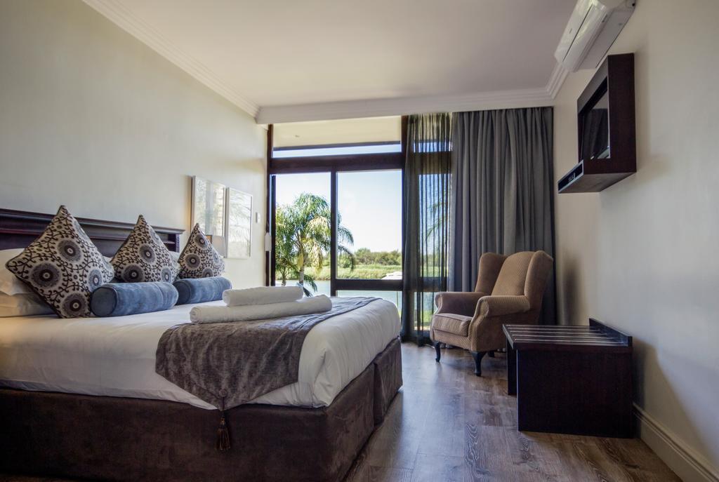 River Place Manor Upington Exteriör bild