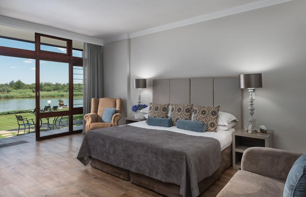 River Place Manor Upington Exteriör bild