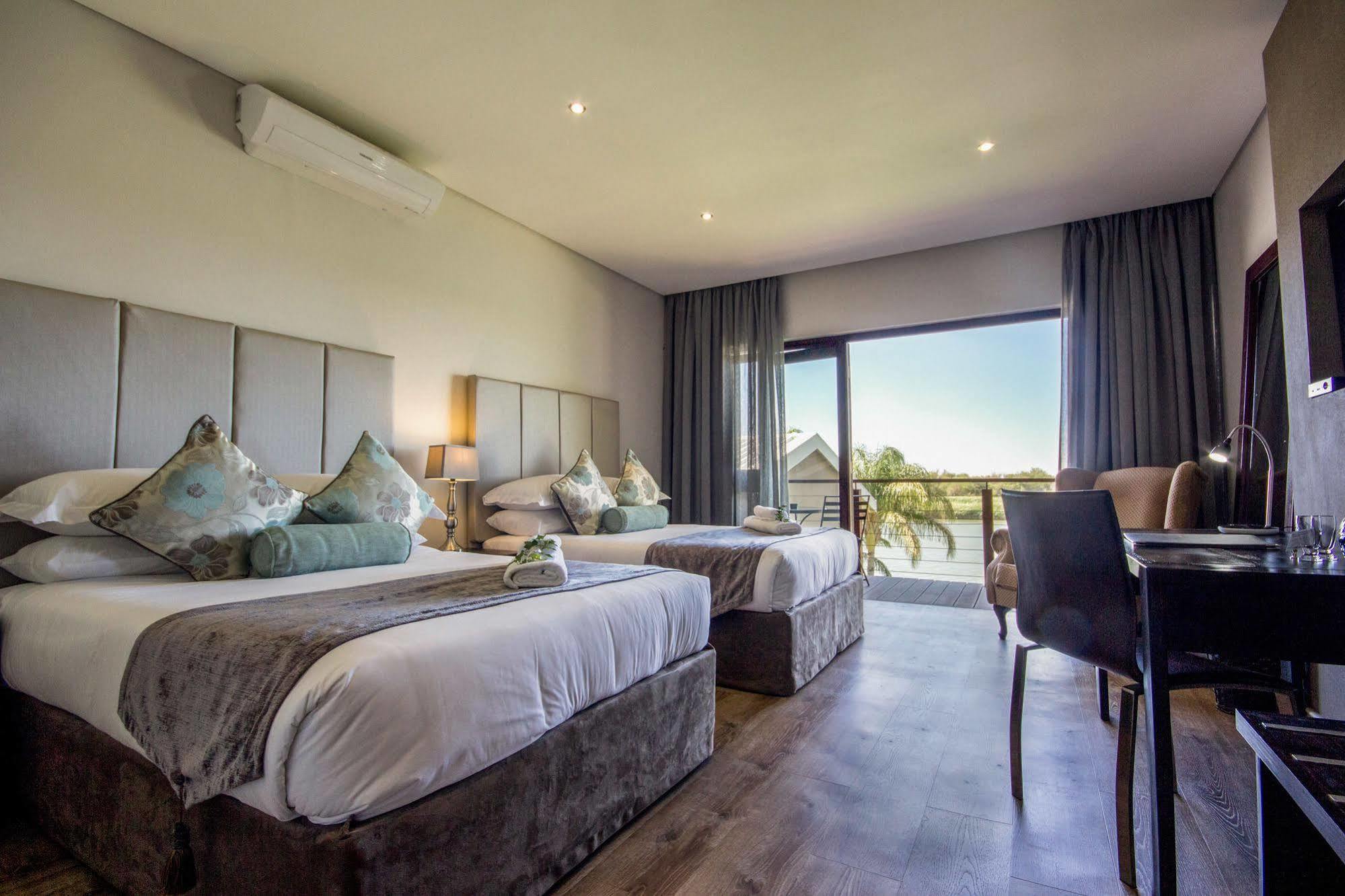River Place Manor Upington Exteriör bild