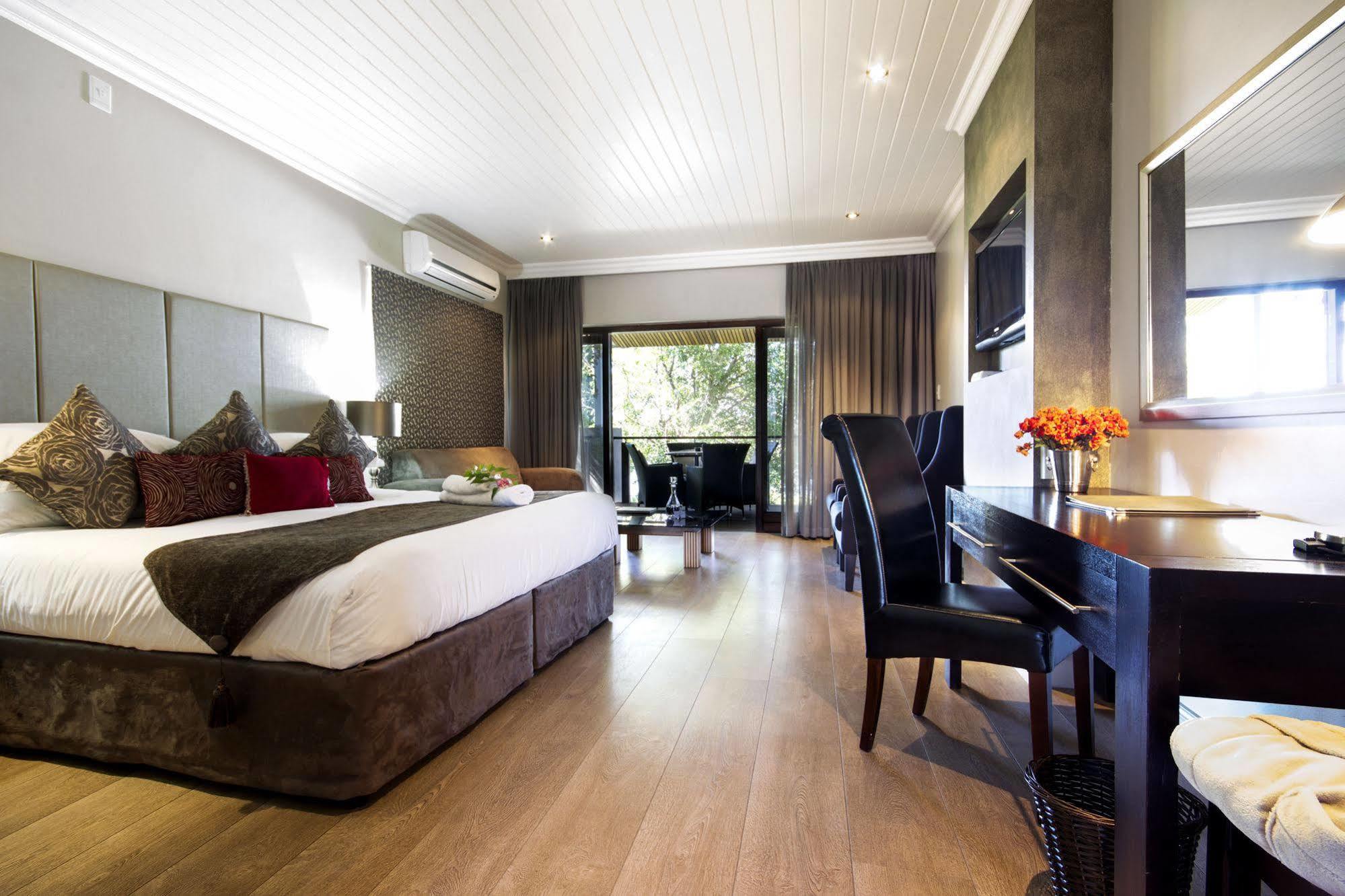 River Place Manor Upington Exteriör bild