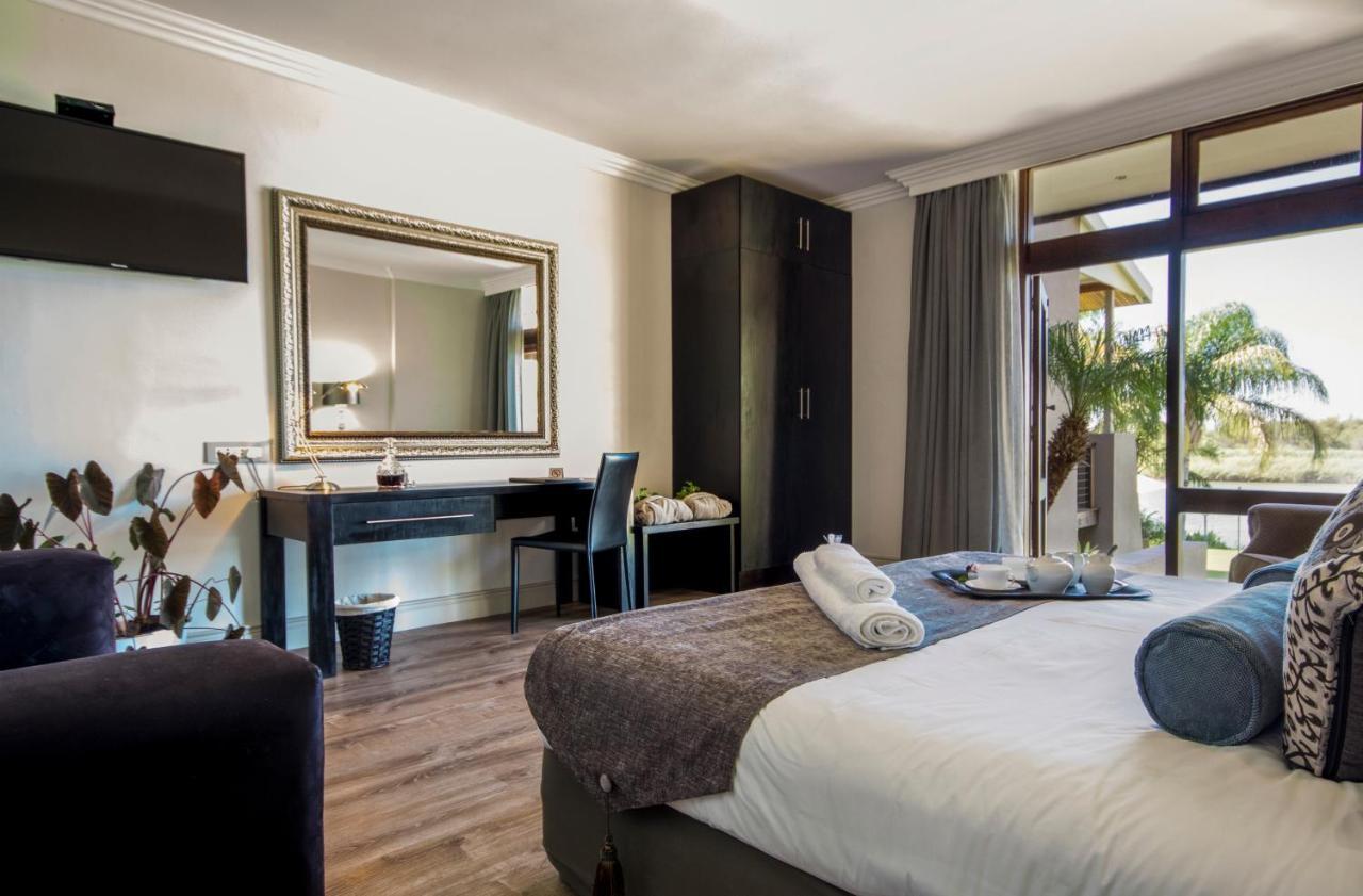 River Place Manor Upington Exteriör bild