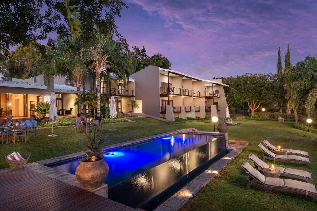 River Place Manor Upington Exteriör bild