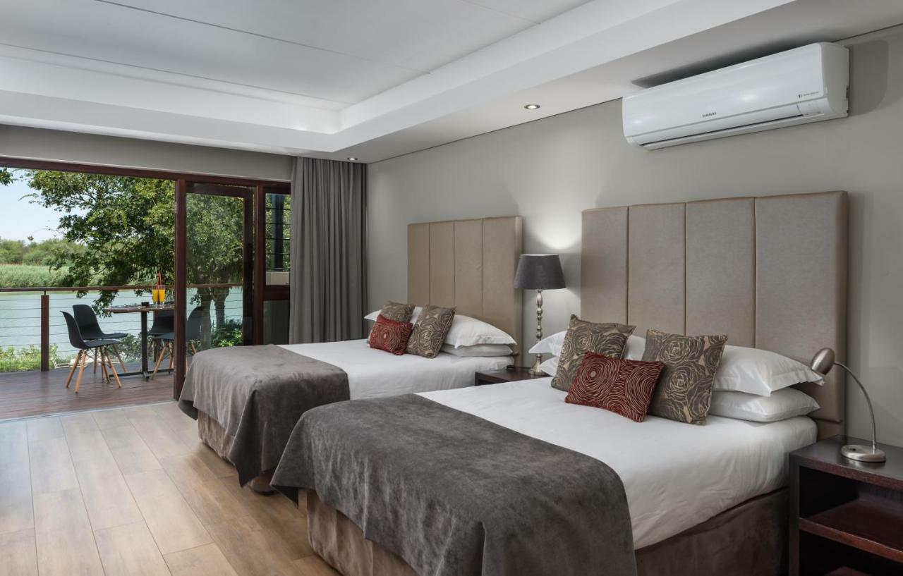 River Place Manor Upington Exteriör bild
